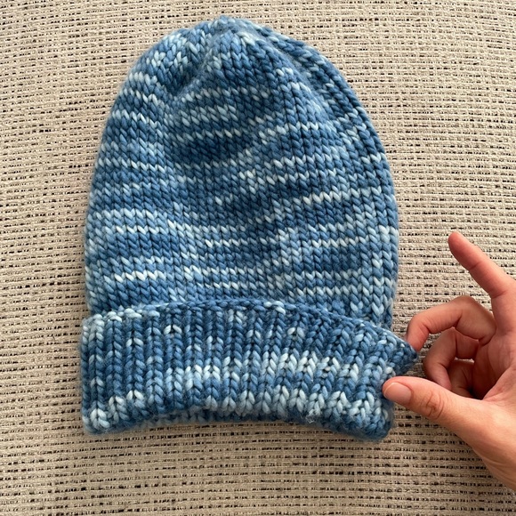Hand made Blue Merino Wool Beanie - Picture 3 of 6